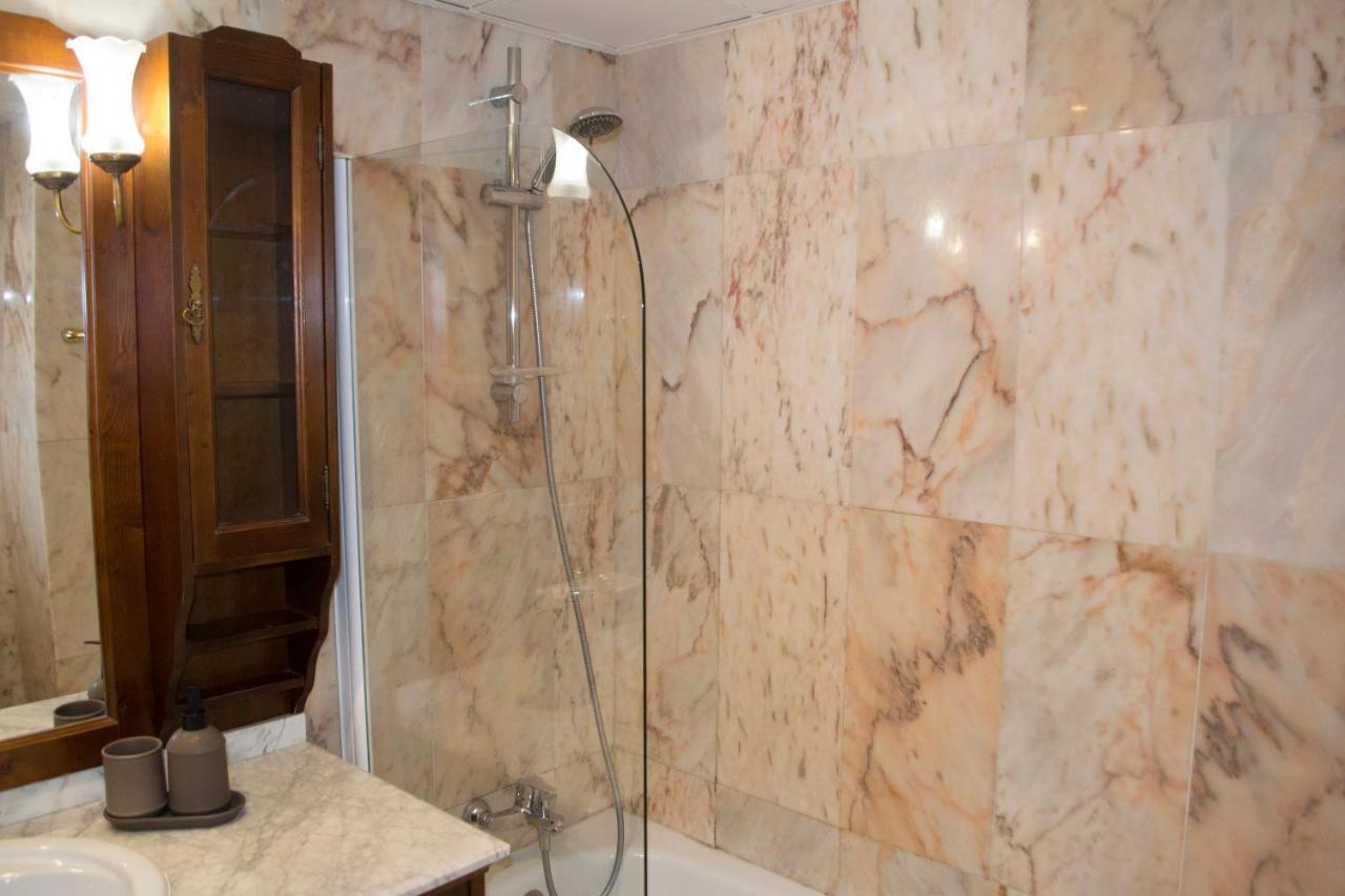 Apartamenticos Torrenueva I Zaragoza Kültér fotó