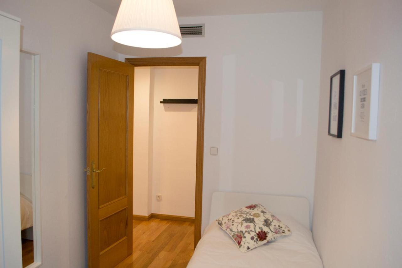 Apartamenticos Torrenueva I Zaragoza Kültér fotó