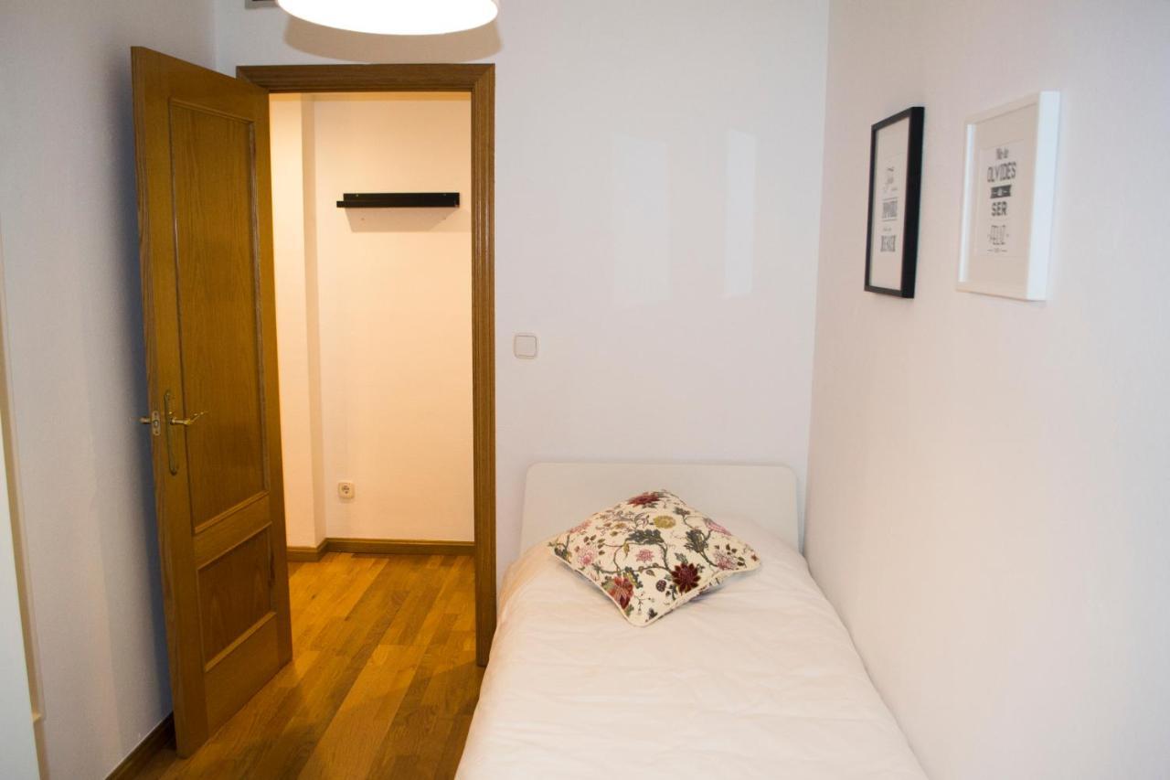 Apartamenticos Torrenueva I Zaragoza Kültér fotó