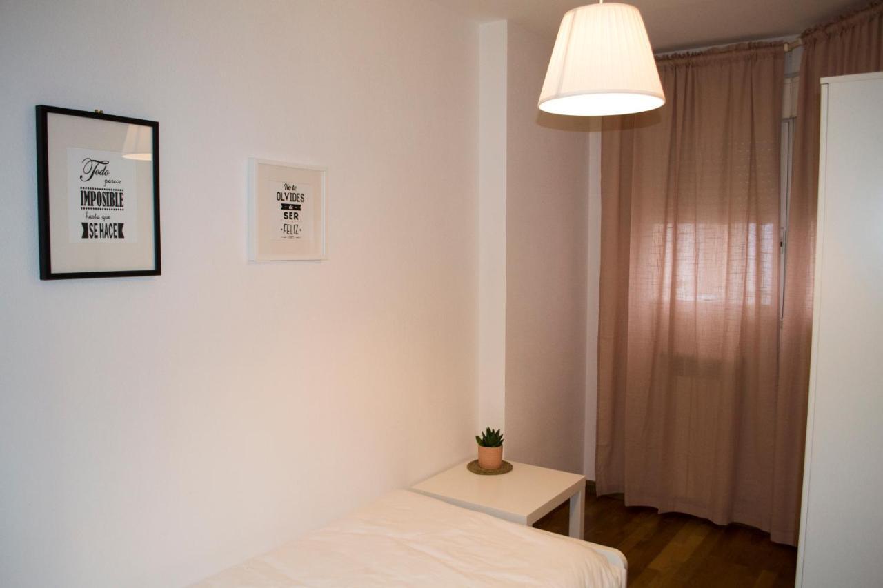 Apartamenticos Torrenueva I Zaragoza Kültér fotó