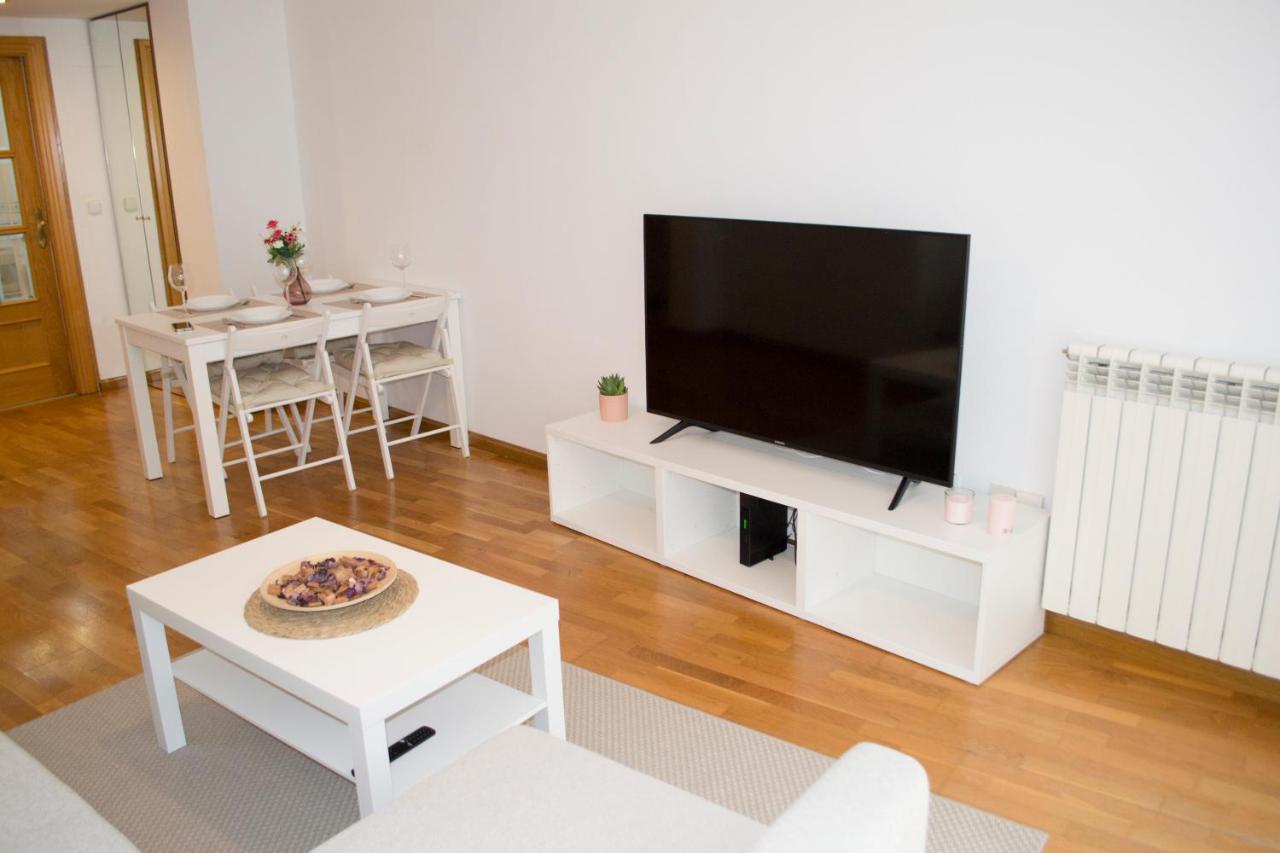 Apartamenticos Torrenueva I Zaragoza Kültér fotó