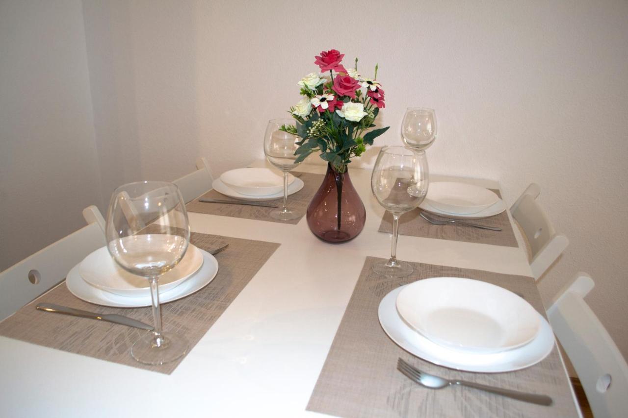 Apartamenticos Torrenueva I Zaragoza Kültér fotó